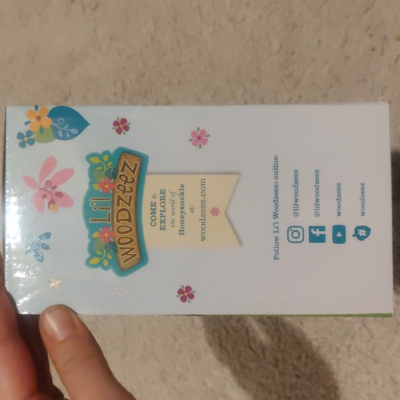 New!Lil Woodzeez Master Bedroom & Dining Set miniature Furniture Playset - Picture 5 of 6